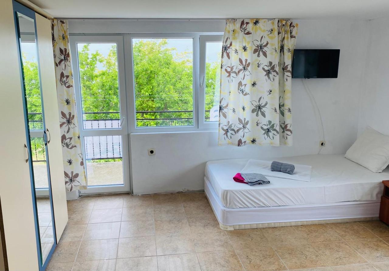 Fayna Byala Guest House & Bungalows Ngoại thất bức ảnh